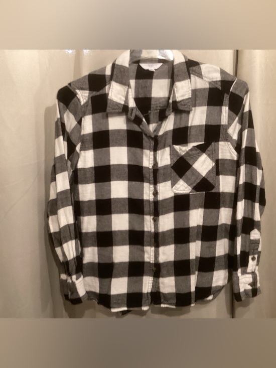 Time and Tru Tops - Time and Tru Black and White Plaid Shirt